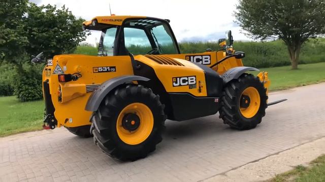 Thorncliffs 2018 JCB 531-70 Agri Super Loadall with 830 Hours. смотреть онлайн