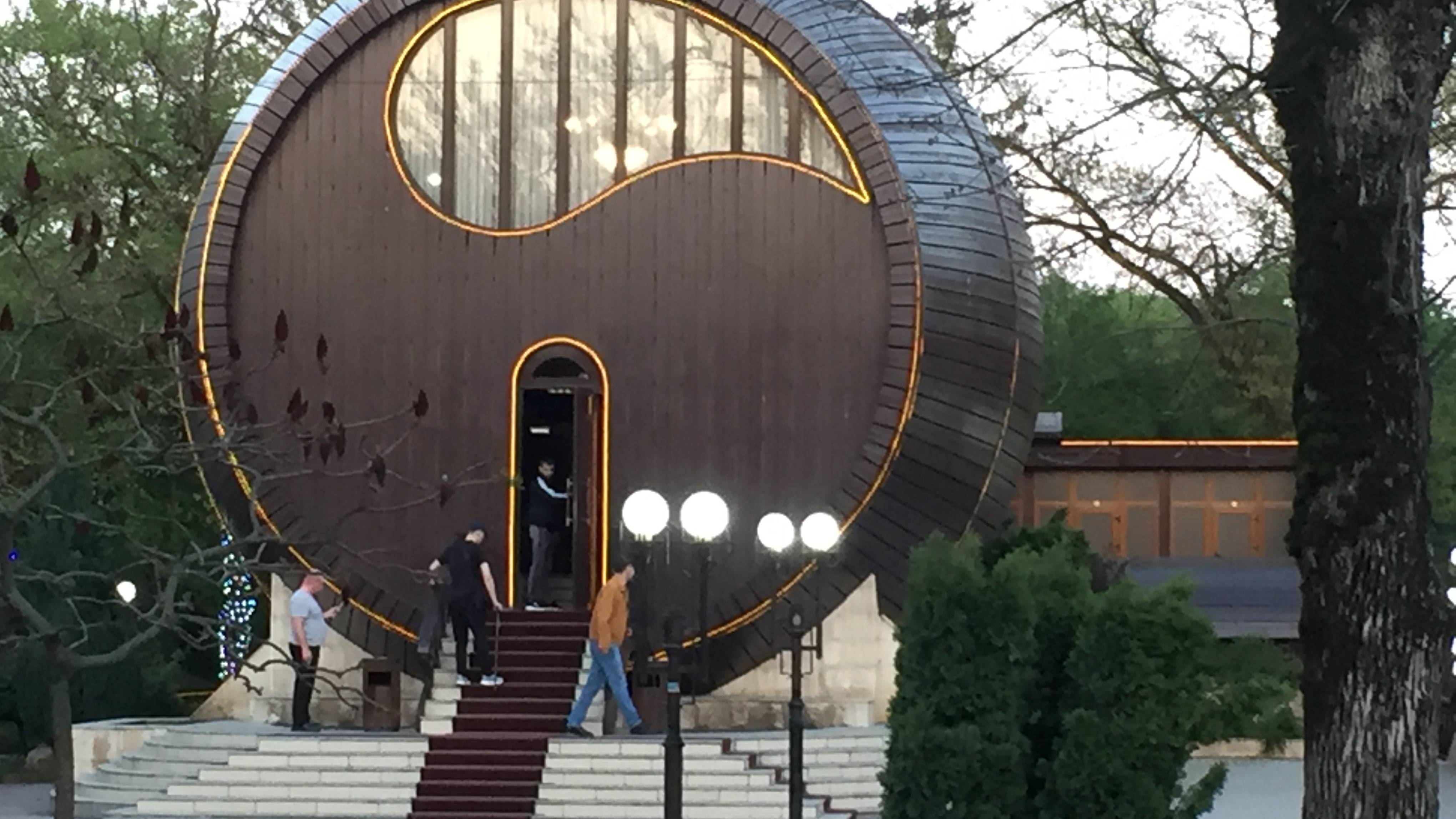 Нальчик . Вечерняя велопрогулка в курортном районе Долинск. На отдых в Нальчик смотреть онлайн