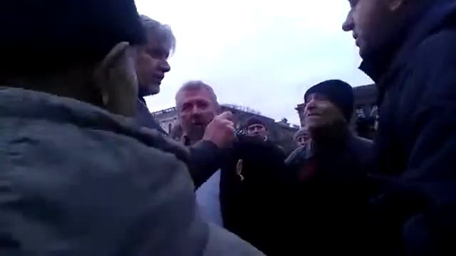 Русский десантник против бандеровца Россия Украина кризис 2014 смотреть онлайн