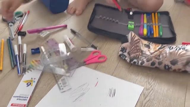 Ульяна собирает рюкзак в 1 класс! Завтра 1 сентября) смотреть онлайн