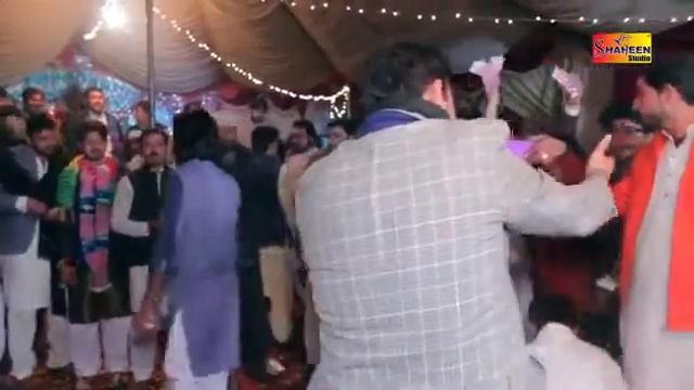 Mehak Malik dance смотреть онлайн