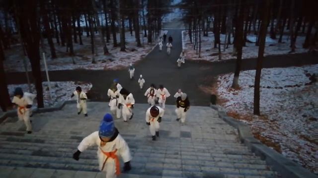 Лестница Чемпионов! Семейный курорт Утес, Чебаркуль смотреть онлайн