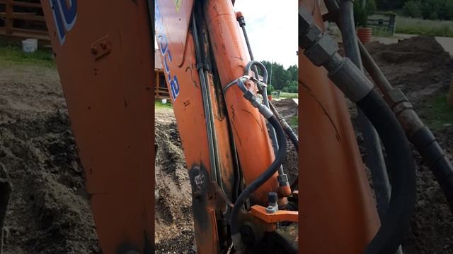 Будни экскаваторщика! 03.08.16 Часть-1. смотреть онлайн