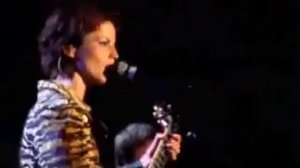 The Cranberries - Live in Paris - Promises
