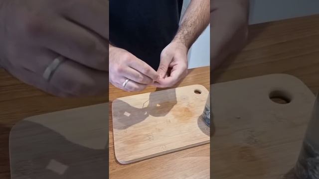 ПОЛОЖИТЕ КАМУШКИ В БАНКУ… Свеча, которая почти ничего не стоит, но отлично освещает и пахнет. Супер смотреть онлайн