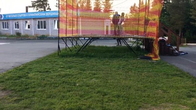 Первый раз в жизни на роликах смотреть онлайн