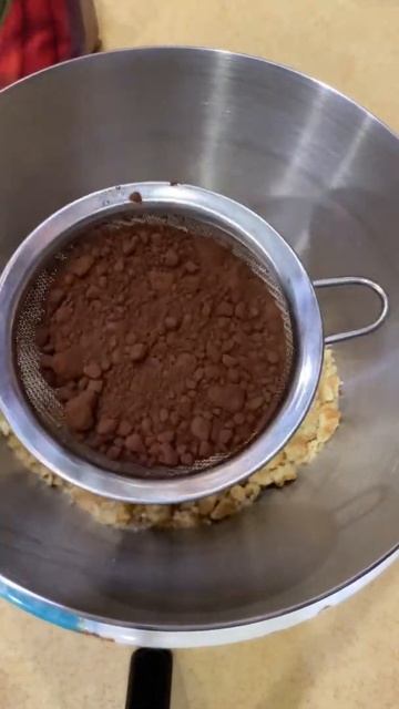 Шоколадная колбаса из печенья