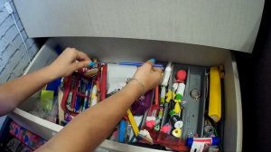 Уборка канцелярии/Выкидываю канцелярию❤