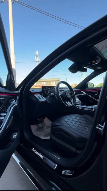 MERCEDES-BENZ S 580, 2021
• пробег 73.500
• 4.0 бензин 503 л.с.
• привод полный https://t.me/LugovA смотреть онлайн