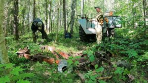 Вывозим толстый чермет из делянки.Металлокоп на каракате.