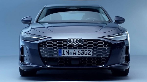 AUDI A6 НОВОГО ПОКОЛЕНИЯ ТЕПЕРЬ И СЕДАН.