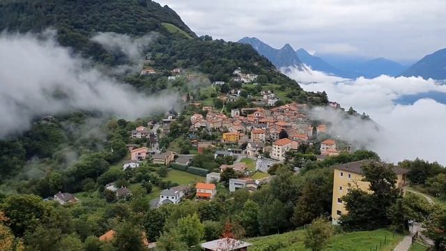 พาชมทะเลหมอกที่ Monte Bre' Switzerland смотреть онлайн