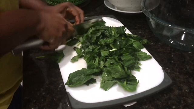 HOW TO MAKE THE BEST SPINACH STEW/ PALAVA SAUCE / EGUSI SOUP / VLOGMAS DAY 10