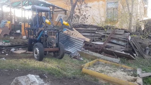 Самодельный трактор - пробный проезд по местности смотреть онлайн