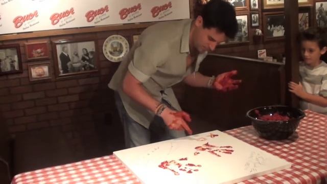 Frankie Moreno Celebrates at Buca di Beppo смотреть онлайн