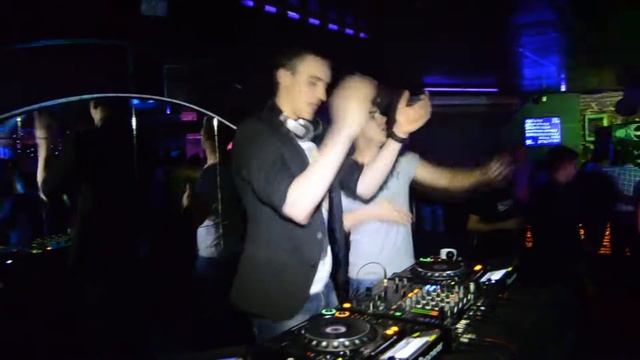 КРЦ МЕГА| DJ Bass Ace САНКТ-ПЕТЕРБУРГ|21.09.2013 смотреть онлайн