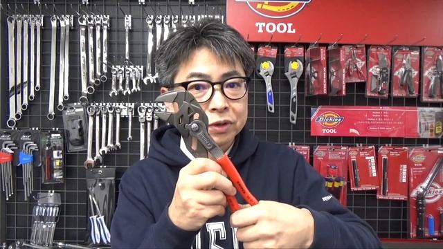 KNIPEXのプライヤーレンチメッキなしバージョン！【工具屋てっちゃんがオススメします！Vol.5】 смотреть онлайн