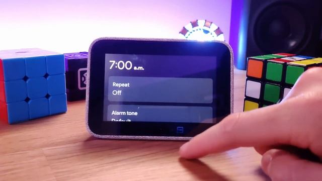 Lenovo Smart Clock Review | Google is Cuddly! смотреть онлайн