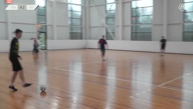 5х5 (20-21) Traktor 6-5 False Nine смотреть онлайн