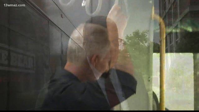 MTA unveils electric bus for Mercer students смотреть онлайн