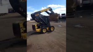 New Holland L160
