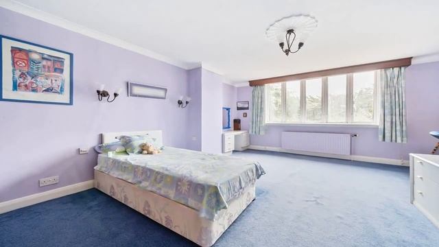 Parkside, Mill Hill, London,NW7 смотреть онлайн