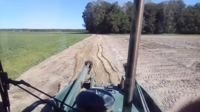 Засыпка траншеи. Работа в Польше экскаваторщиком. смотреть онлайн