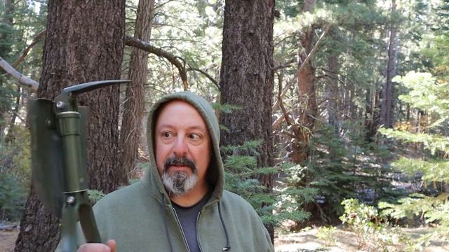 Christmas Idea: REDCAMP E-Tool, a Folding Camping Shovel смотреть онлайн