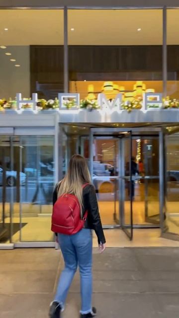 Anthony Bourdain’s favorite Places to Eat in NYC смотреть онлайн