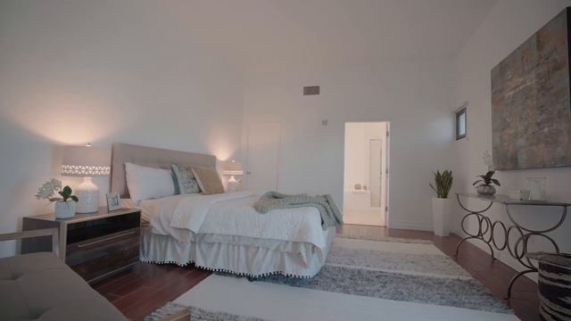 270 Palisades Beach Rd Unit 101 | Santa Monica | Offered at: $2,899,900 смотреть онлайн