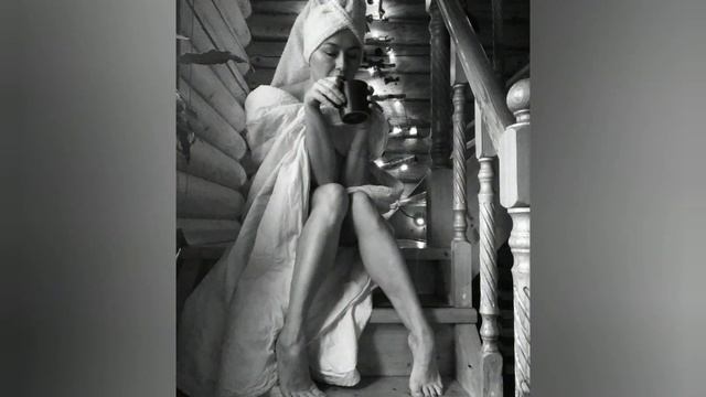 #Mature Sexy Woman 👄