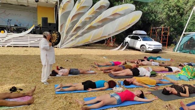 батя стоит на Гвоздях под Бубен, а сынок ГрибоСлав дубля не отбивает : че ваще за странный движ ту смотреть онлайн