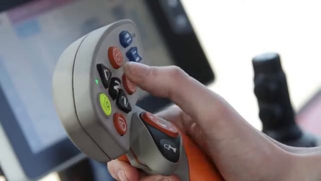 Новый Массей Фергюсон 8700 серии | 270-400 л. с. трактора  МФ 8730, 8735 и модель 8740