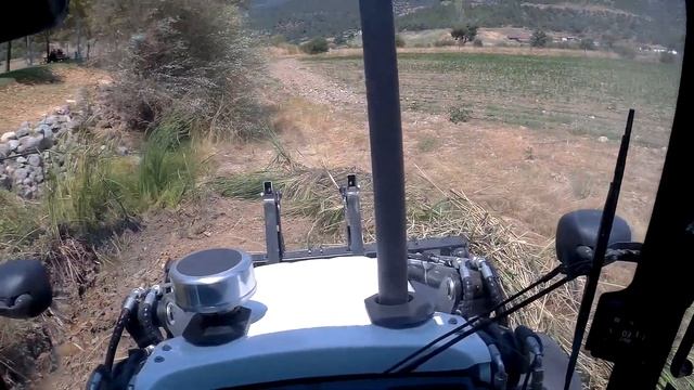 Zorlu Kanal Temizliği: Hidromek K4 ile Sazlık ve Çamur Dolu Kanalların Temizlenmesi. смотреть онлайн