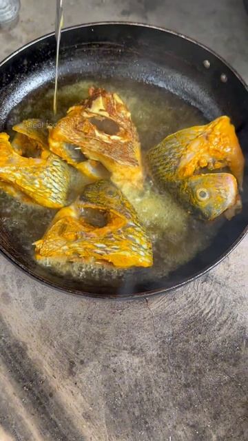 Huge Tawa Fish Fry In My Village 😋#viral #reels #streetfood #trending #reelsfb #shorts
