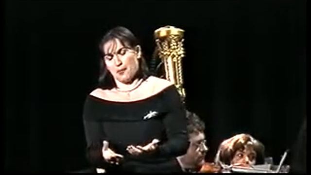 Vissi d'arte, Tosca - soprano Donika Mataj смотреть онлайн