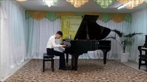 Колчин Артём. И.С.Бах. Инвенция до мин.; С.Прокофьев. Мимолетности №10,17; Э.Григ.Танец из Йольстера