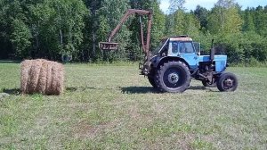 погрузка тюков самодельным погрузчиком