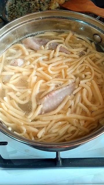 Куриный супчик с ДОМАШНЕЙ ЛАПШОЙ