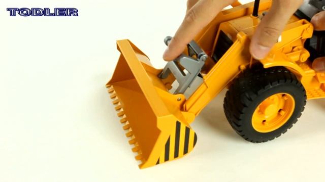 Bruder 02428 Backhoe Loader JCB 4 CX REVIEW