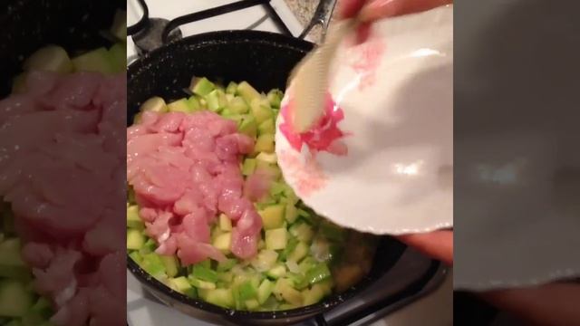Кабачки с курицей