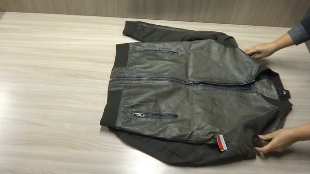 Куртки, пальто C&A. Лот 2 смотреть онлайн