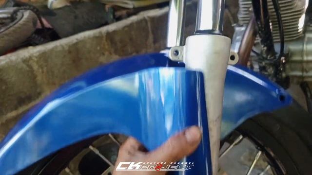 pasang spakbor leo di motor gl 100 , antara shock gl dan tiger | herex смотреть онлайн