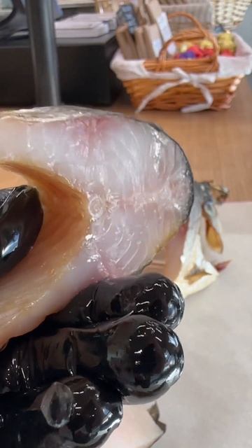 Омуль вяленый! Его не возможно не попробовать 👌 ссылка на сайт в шапке профиля #азбукасевера