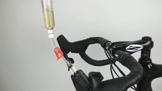 Sram Red e Force 22 come effettuare lo spurgo dei freni idraulici Disc Brake смотреть онлайн