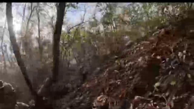 Пять русских штурмовиков появились на горизонте и толпа англоязычных наемников бежит отступать. смотреть онлайн