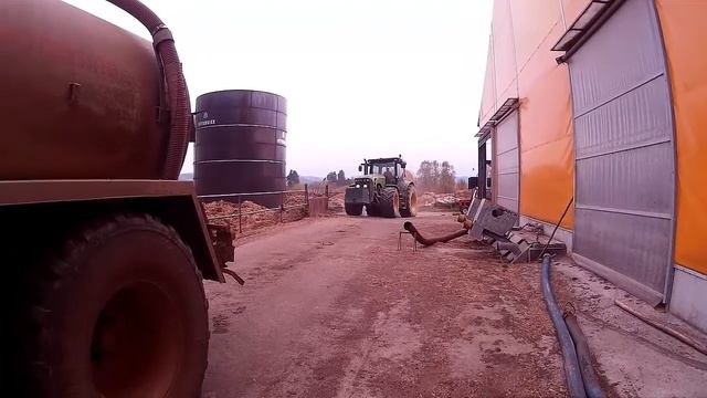 močka - příprava pod kukuřici John Deere 7930+BSA , John Deere 8270R+Eisele *HD* смотреть онлайн