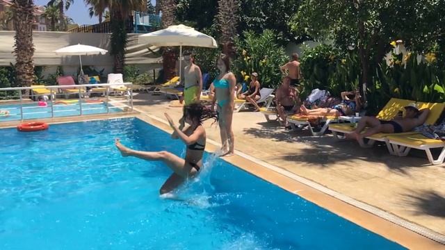 ЧТО ЖЕ происходит в бассейне?(Турция)/WHAT HAPPENS IN THE POOL? (Turkey)