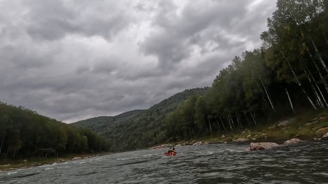 ПОРОГИ на УБЕ. Дурная протока. Пихтовские пороги. Пакрафты на порогах. смотреть онлайн