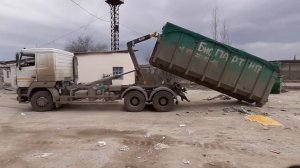 Погрузка-разгрузка контейнеров. Мультилифт.